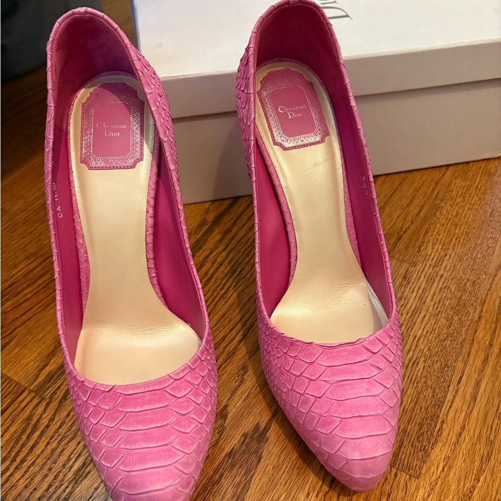 Christian Dior Pink snake embossed heels